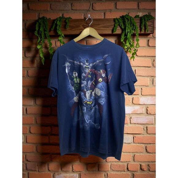 DC Justice League Graphic T-Shirt Superheroes Batman, Flash, Superman - Size XL - Picture 1 of 3